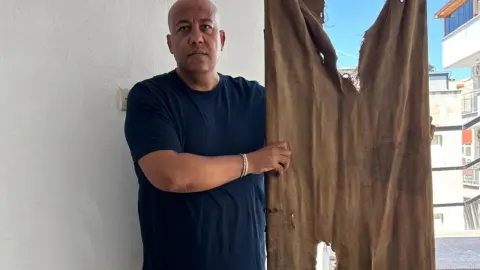 1915 yılında kullanılmış. Antalya'da çöpte buldu, müzeye bağışladı