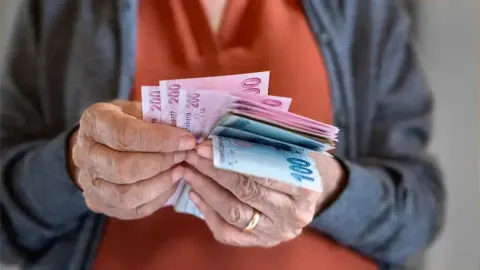 2027 maaş zammı beklentisi belli oldu: Emekli ve memur maaşları ne kadar olacak?