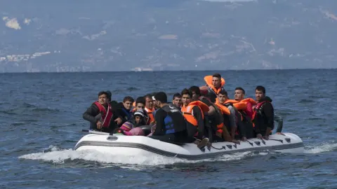 AB, Frontex’in geri gönderme yetkisini birlik sınırlarının dışına genişletmek istiyor