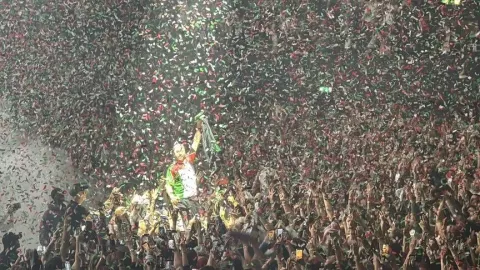 ABD'li rapçi Macklemore, Özgür Filistin Turnesi'nin son konserini Londra'da verdi