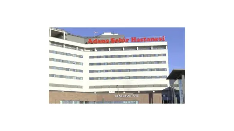 Adana Şehir Hastanesi'nde silahlı baba paniği: Kızını hedef aldı, sabah özel harekatla yakalandı