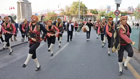 Ankara Kalesi'nde 103. yılın gururu yaşandı › Son Dakika Haberleri - Türkiye ve Dünya Gündemi