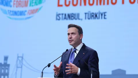 Bakan Bayraktar Verona Avrasya Ekonomi Forumu’nda konuştu: "Güvenilir bir enerji merkeziyiz"