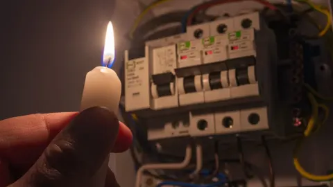 BEDAŞ ilçe ilçe açıkladı. İstanbul'da 8 saat sürecek elektrik kesintisi