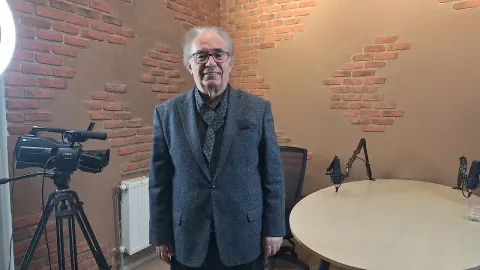 Ekonomist Uzunoğlu 'Temel problem yapısal çöküş'