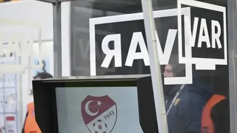 Fenerbahçe-Göztepe maçının VAR'ı belli oldu!