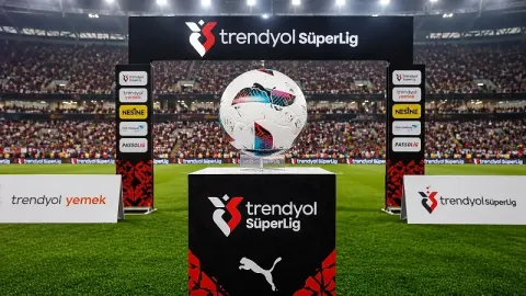 FIFA’dan resmi açıklama geldi: Süper Lig ekibine transfer yasağı