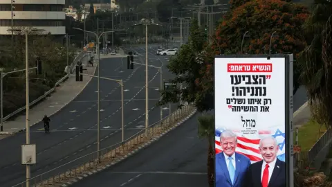 İsrail sandık başında. Netanyahu'nun rakipleri arasında en çok eski komutan dikkat çekiyor