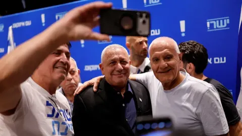 Netanyahu'nun en büyük rakibi Gadi Eisenkot kimdir?