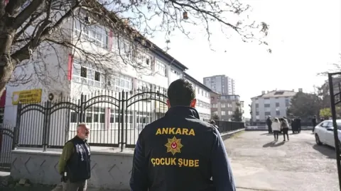 Okula devamsızlık yapan öğrencilere yakın takip! MEB aileleri de sürece dahil edecek