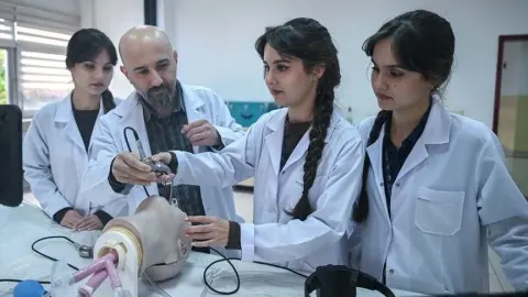 Özbek üçüz kız kardeşlerin tıp eğitimi, İbn-i Sina'nın topraklarından Türkiye'ye uzandı