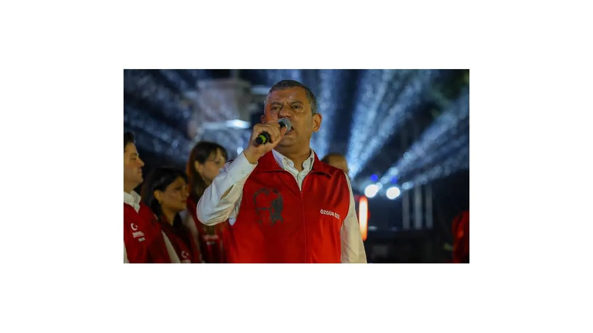 Özgür Özel: Cumhuriyet, kimsesizlerin kimsesidir