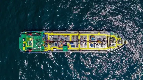 Rusya'dan ABD'ye dizel taşıyan ilk tankerin yarın yola çıkması planlanıyor