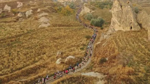 Salomon Kapadokya Ultra Trail Koşusu, 78 ülkeden sporcuların katılımıyla başladı
