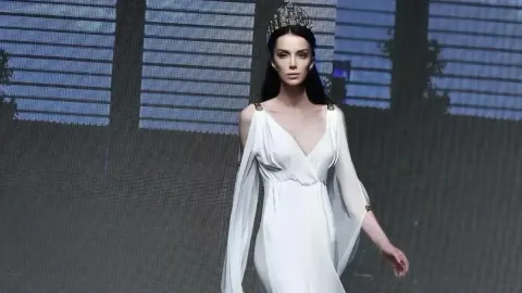 Sel felaketi hayatını altüst etti! Manken Elif Ece Uzun yardım istedi