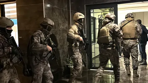 Sosyal medyadan tetikçi ağı kuran suç örgütüne operasyon: 85 gözaltı