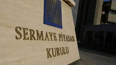 SPK'dan bir onay, bir iptal
