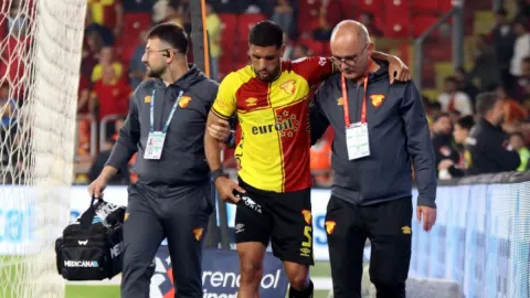 Süper Lig ekibine yıldız isimden kötü haber: Bir kez daha sakatlandı