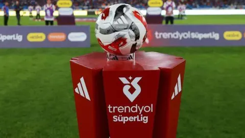 Süper Lig yayınlarında yeni dönem: Derbilere 4K HDR, maçlara dikey yayın planı