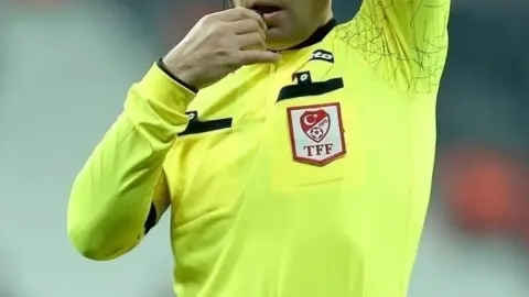 Süper Lig'de 8. haftanın hakemleri açıklandı! Trabzonspor-Beşiktaş maçının hakemi…