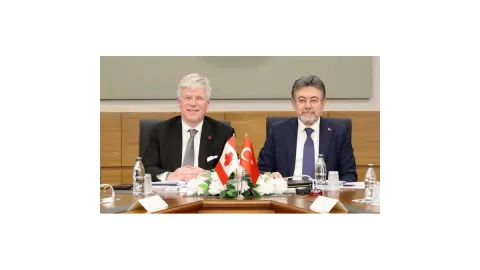 Tarım ve Orman Bakanı Yumaklı, Kanada ile orman yangınlarında işbirliğini görüştü