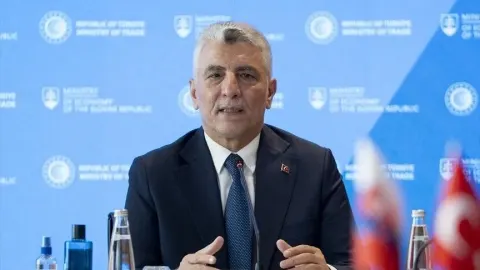 Ticaret Bakanı Bolat: Slovakya ile 5 milyar dolarlık ticaret hedefine gelecek yıl ulaşırız