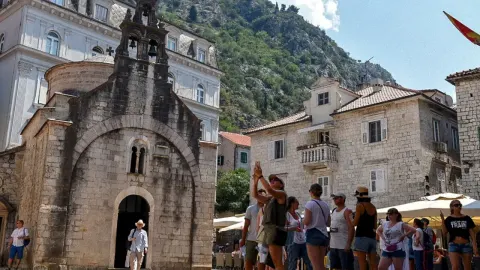 Türk tatilcilerin akın ettiği ülkelerden biriydi. Vizesiz seyahat dönemi bitti, THY'den uyarı