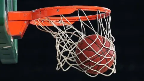 Türkiye Sigorta Basketbol Süper Ligi'nde bugün derbi heyecanı yaşanacak